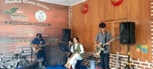New Lesehan Green Toboali Paling Asik Plus Live Musik
