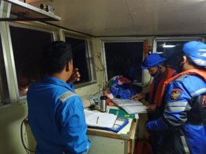 Kandas, 45 Penumpang Kapal Ferry KMP Mutiara Pertiwi III Selamat