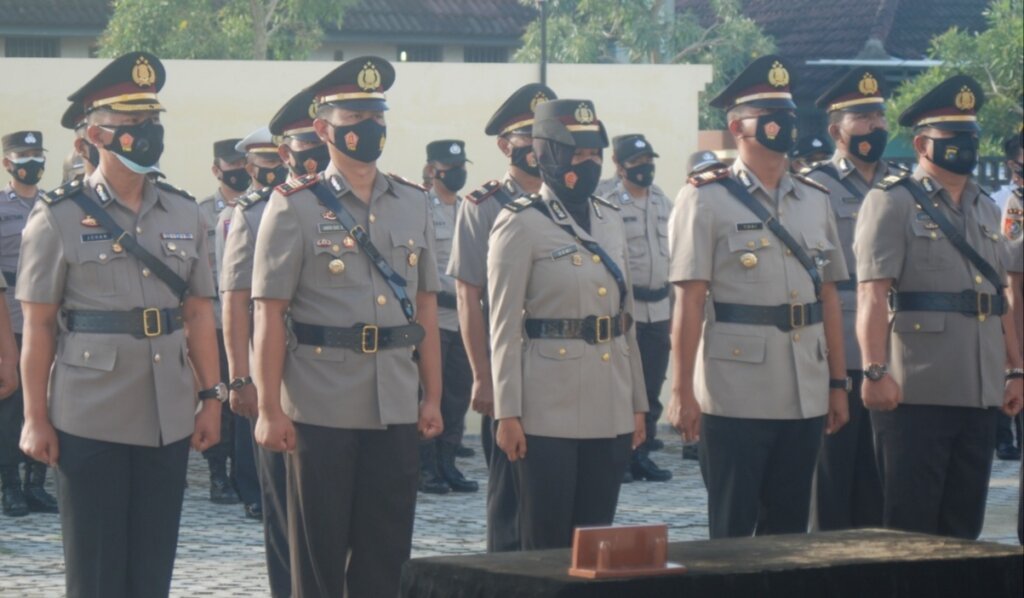 Kapolres Pimpin Upacara Sertijab Jajaran Polres Pangkalpinang