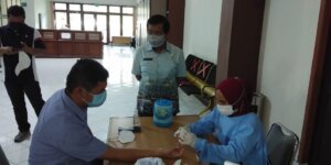 Abdul Fatah Pimpin Aksi Donor Darah PMI di Pemprov Babel