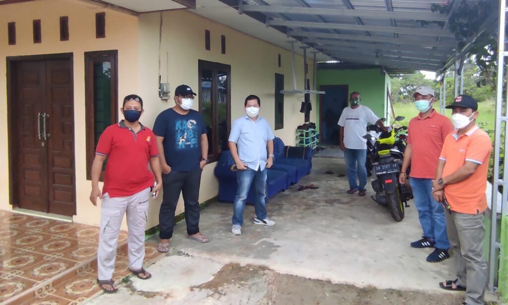 Ketum IKT dan Pengurus Wilayah Belitung Kunjungi Karyawan Pasien Isoma Covid-19