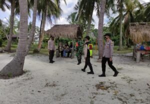 Patroli Tempat Wisata, Polsek Belakang Padang Beri Imbauan Prokes Covid-19