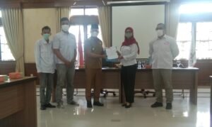 Herry Erfian Jabat Ketua PMI Bateng 2021-2026, Abdul Fatah Berharap Ini