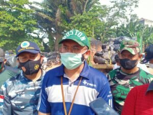 PT Timah, Pemkab Basel dan Tim Baher Bersih-Bersih Pantai di Pantai Tangsi