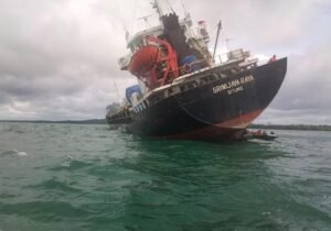 Alami Rusak Mesin KM Sriwijaya Raya Kandas di Laut Pulau Besar