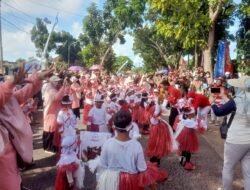 Ribuan Masyarakat Bangka Selatan Antusias Nonton Pawai Baris Berbaris HUT RI ke-78