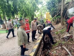 HUT ke 78 Kodam Sriwijaya, Kodim 0432/Bangka Selatan dan Forkopimda Kompak Bersihkan Sampah di Pasar Terminal Toboali