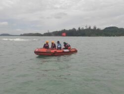 Terseret Ombak Saat Mancing di Pantai Batu Berikat, Asrul Dalam Pencarian Tim SAR