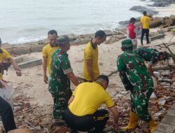 Sinergitas TNI–Polri dan Pemda, Objek Wisata Alun-alun Pantai Laut Nek Aji Dibersihkan