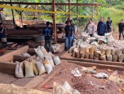 Terungkap, Sindikat Penyelundup 16 Ton Timah ke Malaysia Gunakan ‘Meja Goyang’ di Beltim.