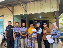 Ketuk Pintu Guru Ngaji, Tim BAHER Salurkan Paket Lebaran di Pesisir Tanjung Ketapang