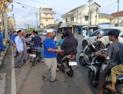Gandeng PWI dan IJTI, Demokrat Bangka Selatan Santuni Anak Yatim dan Bagi 800 Takjil