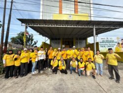 Momentum Ramadan 2026, Pengurus DPD Partai Golkar Provinsi Babel Tebar Takjil ke Masyarakat