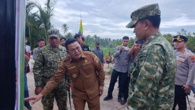 Danrem 045/Gaya Awali Kunjungan ke Koramil Pelosok dan Akhiri Peninjauan Jembatan Bersama Bupati Basel