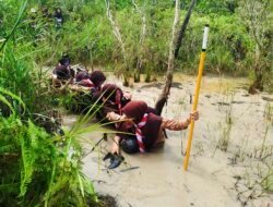 Hiking Pramuka di Pesantren, Santriwati Bahrul Ulum Asah Fisik dan Mental
